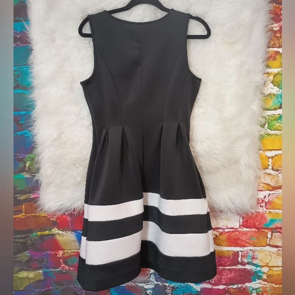 Apt.9 Black and White Striped Sleeveless A-line Dress Size M - Picture 2 of 8